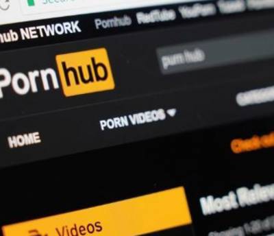 Pornhub відкрив безкоштовний преміум-доступ для всього світу