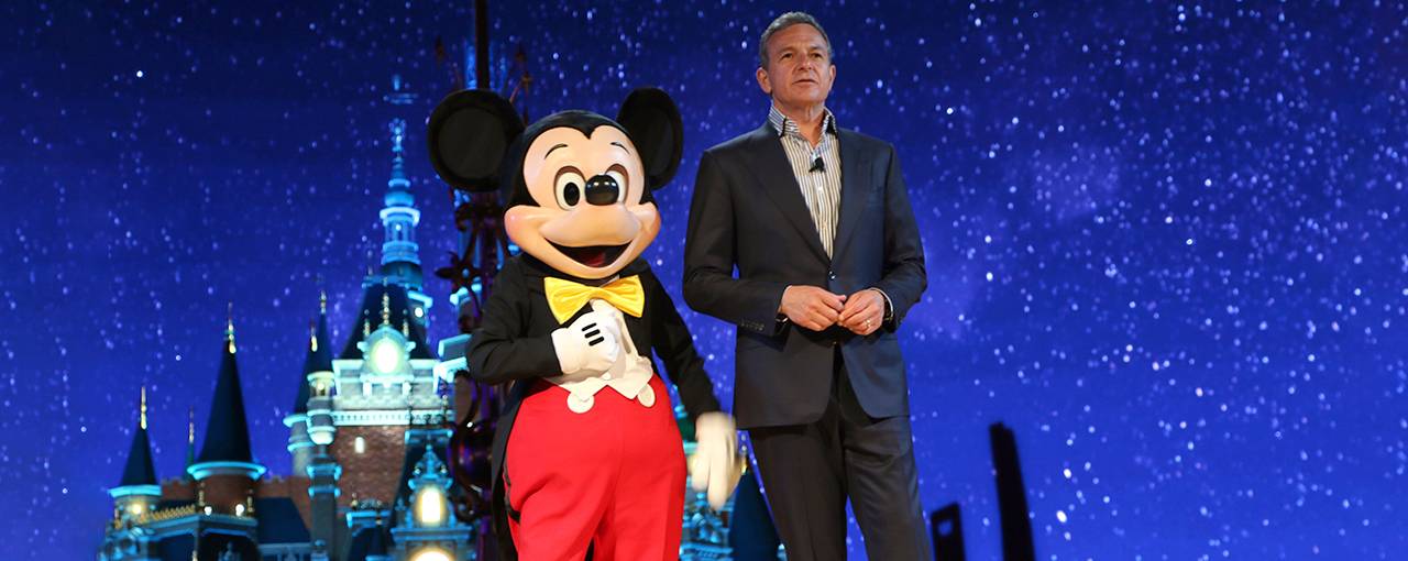 Боб Айгер знову керує Disney, щоб допомогти компанії пережити кризу
