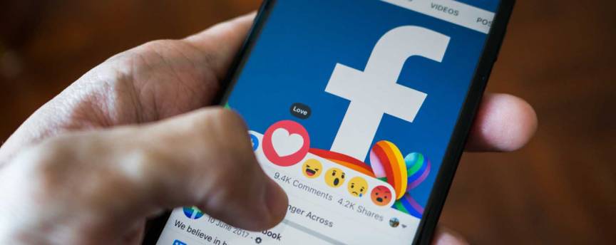 Акции Facebook выросли в цене, несмотря на падение спроса на рекламу