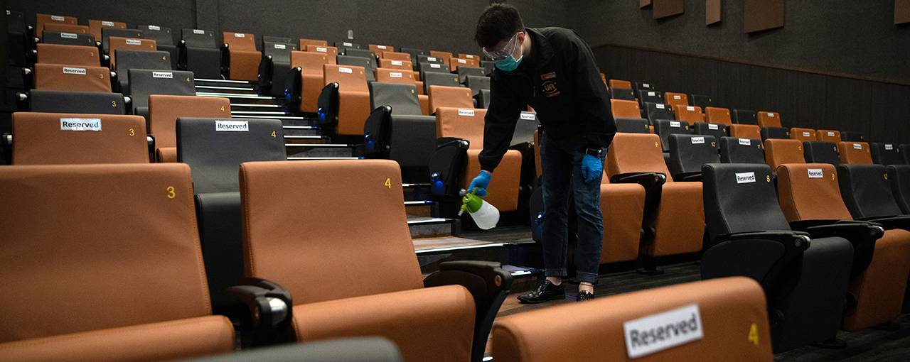 Из-за новой вспышки коронавируса отменен кинофестиваль в Гонконге