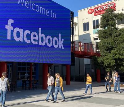 Facebook подает в суд на еврорегулятора за вмешательство в частную жизнь сотрудников