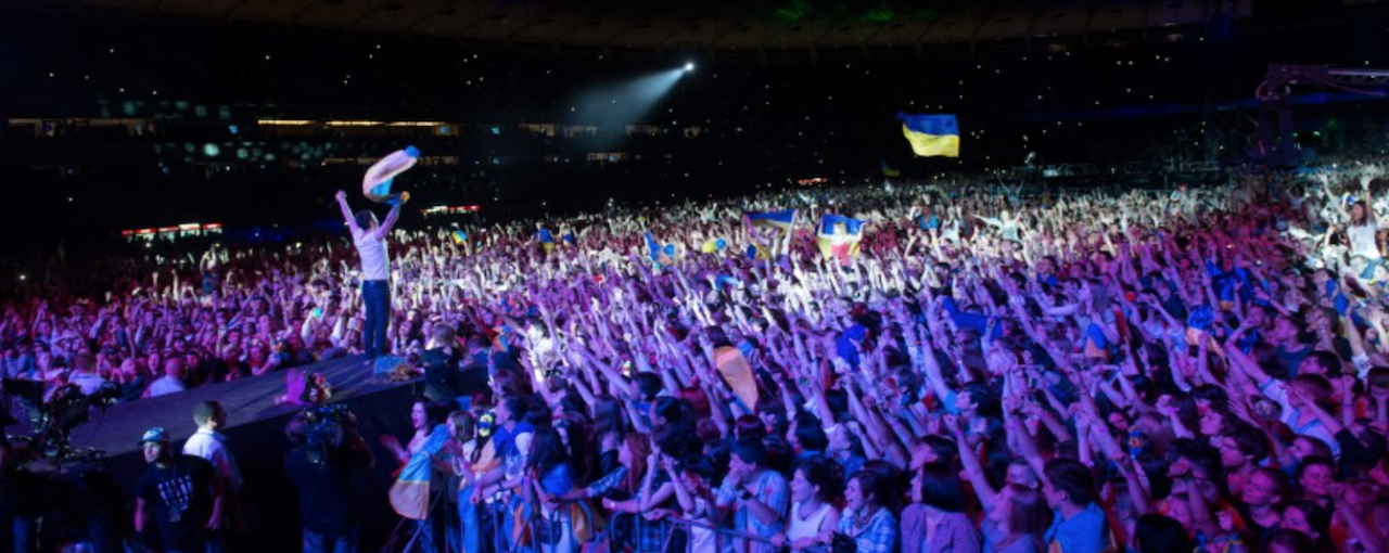 Концерт «ОЕ-20. Live in Kyiv» та фільм «Додому». Що покаже Суспільне до Дня захисника України